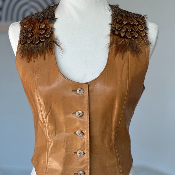 Ultra Rare Camel Scully Leatherwear Colorful Feathers Womens 12 EUC - Picture 1 of 7